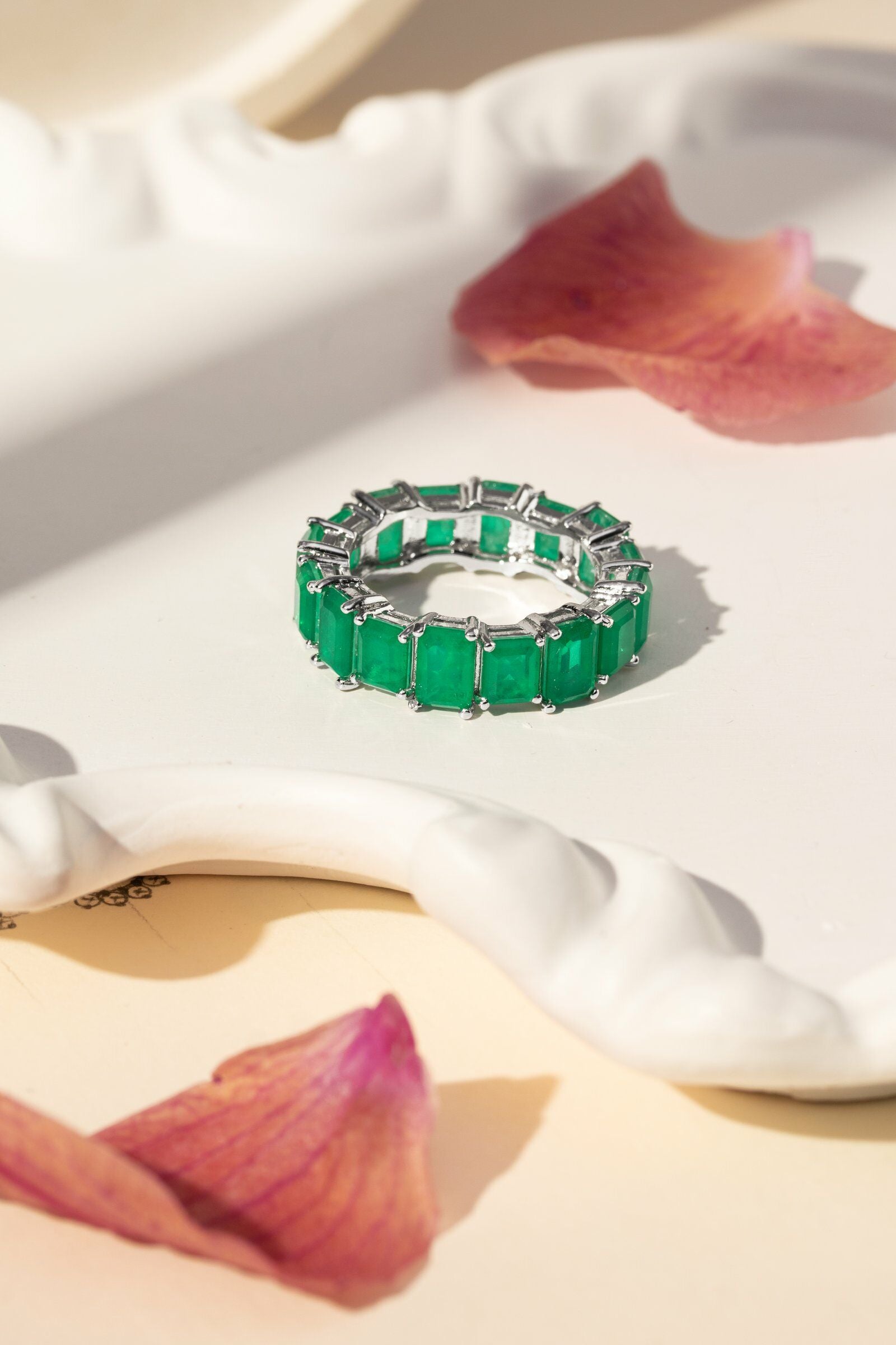 Anel Fusion Esmeralda – Luxo Verde Intenso
