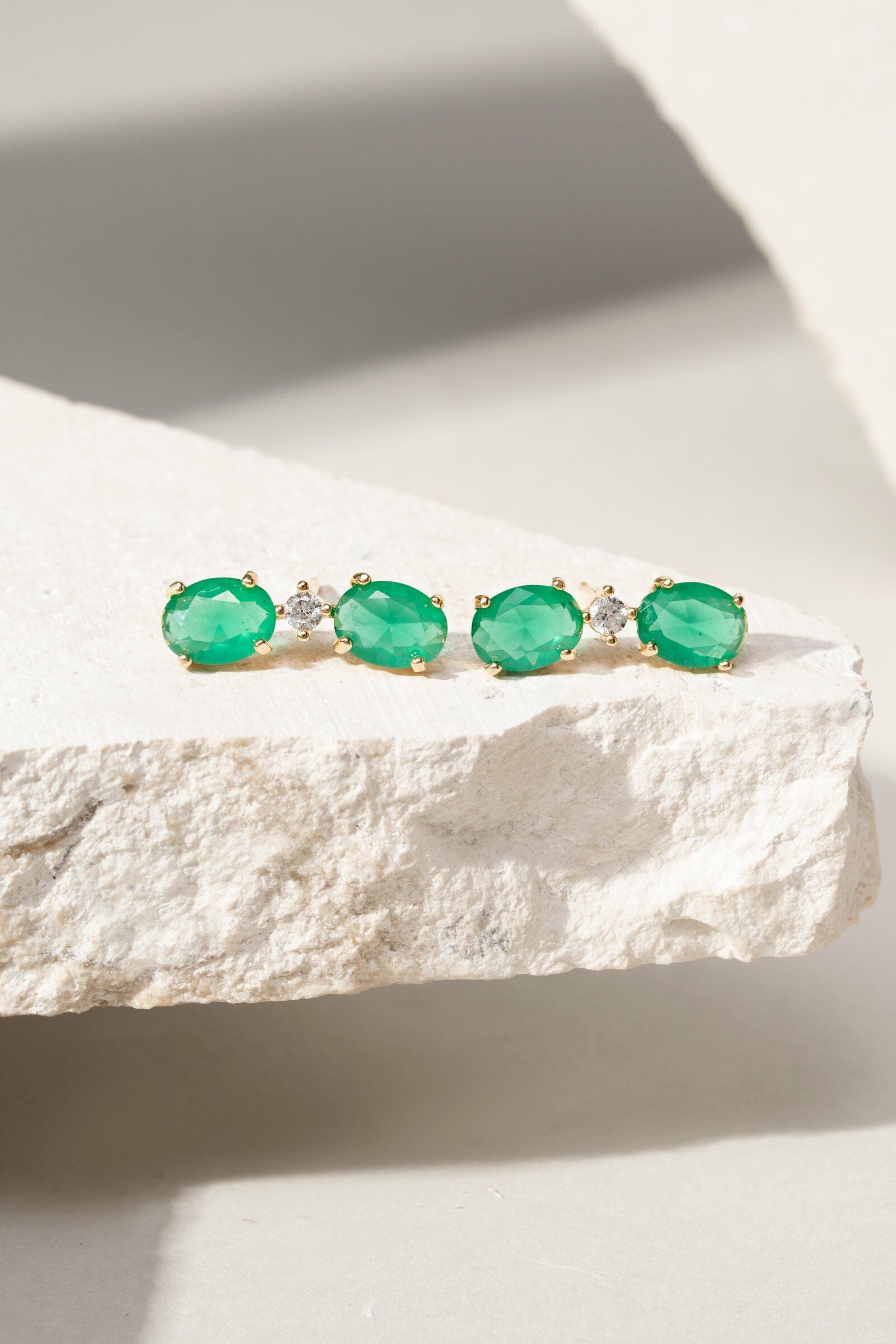 Brinco Ear Cuff Cristal Esmeralda